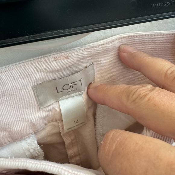 Loft pants - Picture 3 of 3